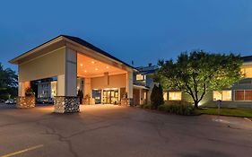 Best Western Plus Windjammer Inn & Conference Center